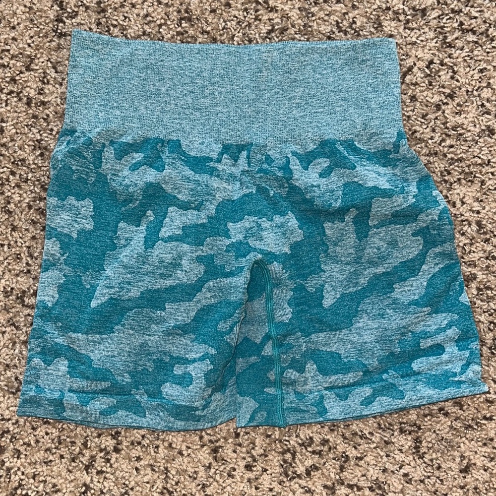 NVGTN CAMO SHORTS